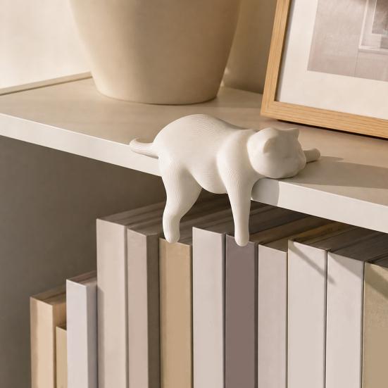 3D Printed Cat Model, Lying Cat Figurine Desk Edge Hanging, Resin Matte Texture Desktop Ornament, Creative Gift for Cat Lovers