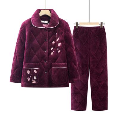 Mittelalte und ältere dreilagige Baumwollpyjamas Mütter im Herbst und Winter Dicke Winterkleidung Oma Warmer Korallenfleece Hauskleidungsset