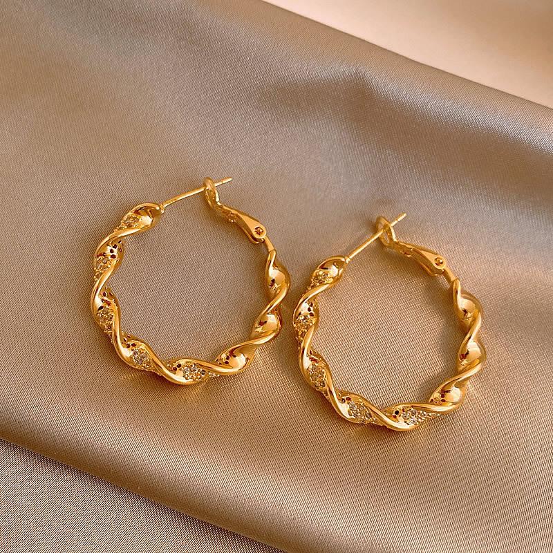 Zircon twisted earrings simple light luxury design earrings fashion personality temperament earrings