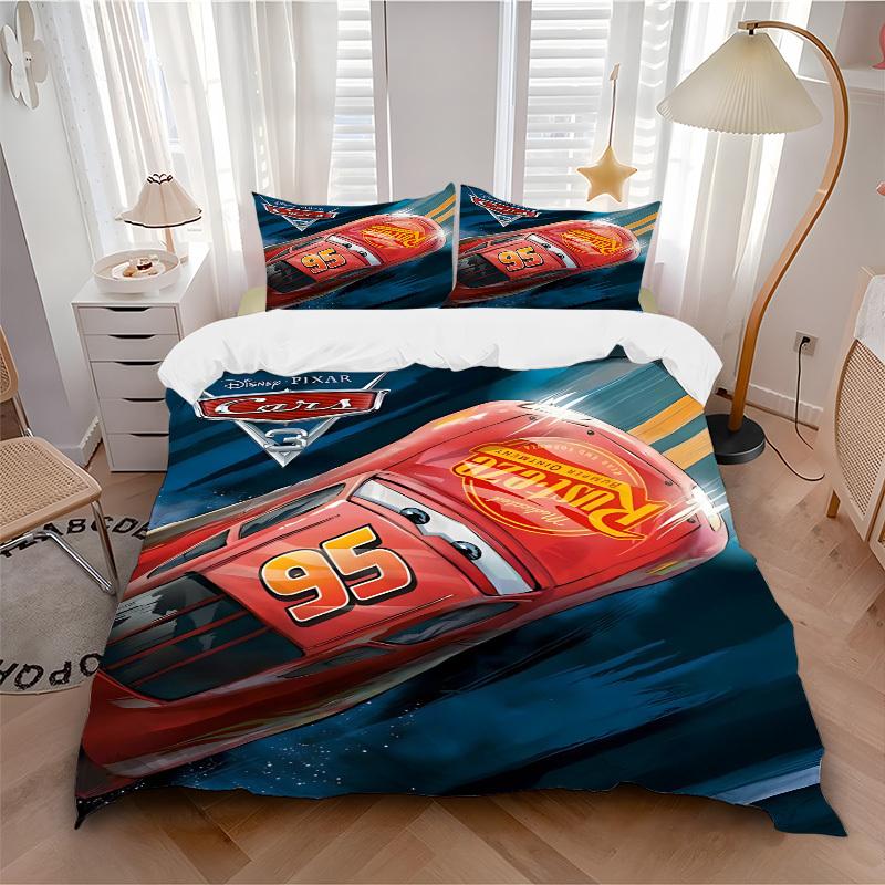 3pcs Lightning McQueen 1 Cover+2 Pillowcases, Pillow Inserts Not Included, Machine Washable, All-Season Use, Teen and Adult Rooms114 135x200cm