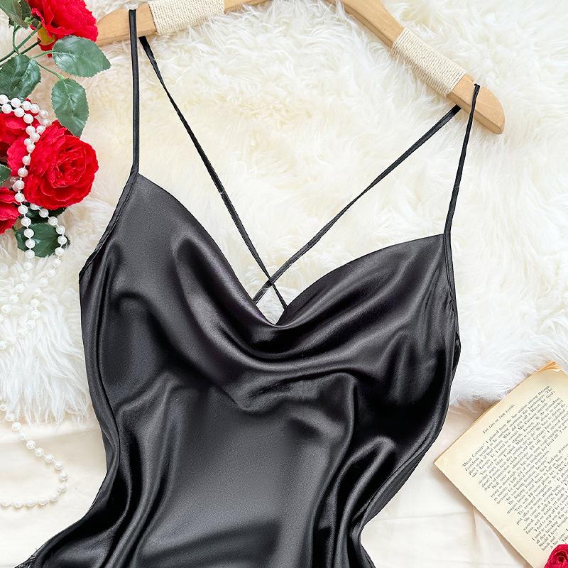 Fashionable and Sexy Nightgown, Backless, Form-fitting Ladies' Home Wear, Halter Dress, Lace Trim Nightgown