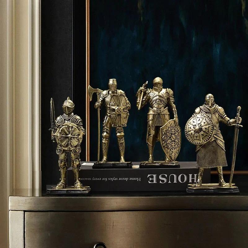 Statua Figure Creative dell'Ordine dei Cavalieri Decorazione da Scrivania Personaggi Cavalieri Pesantemente Corazzati Scultura in Resina Decorazione Estetica per la Stanza