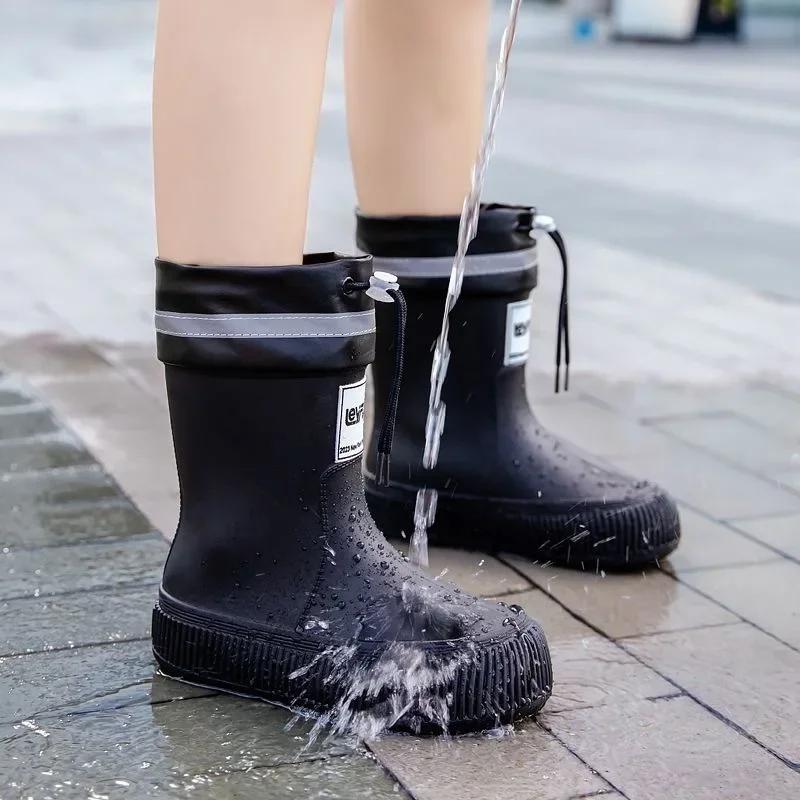 Stivali da pioggia Moda genitore-figlio Outdoor Antiscivolo Impermeabili Stivali da pioggia per Uomo e Donna Speciali per la Scuola nei Giorni di Pioggia2025