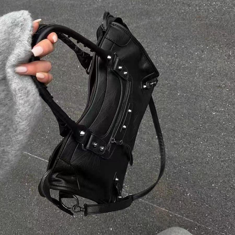 Spice Girl Rivet Locomotive Bag Large Capacity Premium Sense One Shoulder Underarm Crossbody Bag Handheld Tote Large Bag