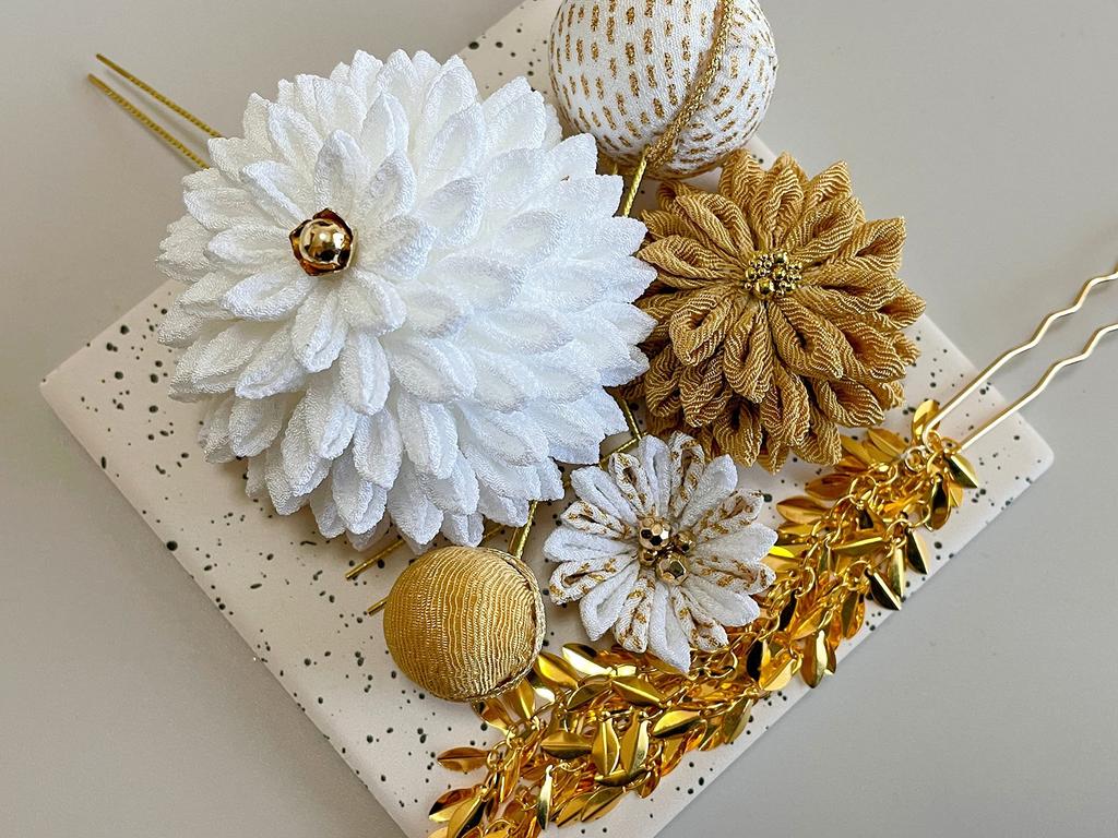 Dahlia Hair White and Tamakanzashi Tassel for and Headdress Tsumami-zaiku Ornament, Gold, Headpiece, Coming-of-Age Ceremonies, Graduations, Weddings,