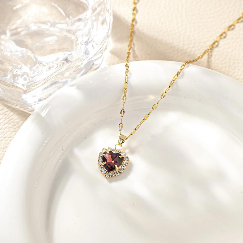 Stainless Steel Chain Classic Shiny Colorful Zircon Love Heart Pendant Necklace for Women Cute Simple Jewelry Accessories Gifts