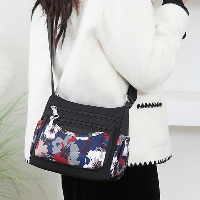 Mote Ny Middelaldrende Mamma-veske Stor kapasitet Trykt Flerlags Skulderveske Lett Casual Joker Dame Crossbody-veske