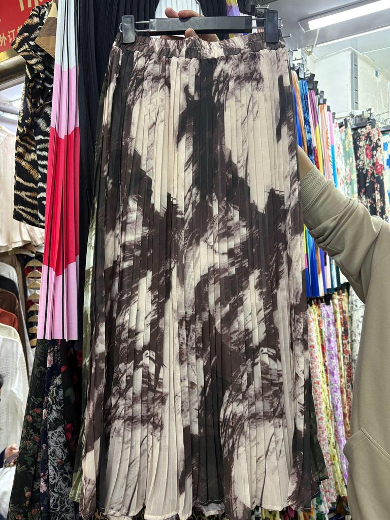 European & American Pleated Print Midi Skirt, Soft Chiffon Fabric, High Waist, Versatile Style