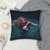 Las Mujeres No lloran Shakiras Pillowcases  Kawaii Pillow Case For Living Room Sofa Graphic Pillow Cover