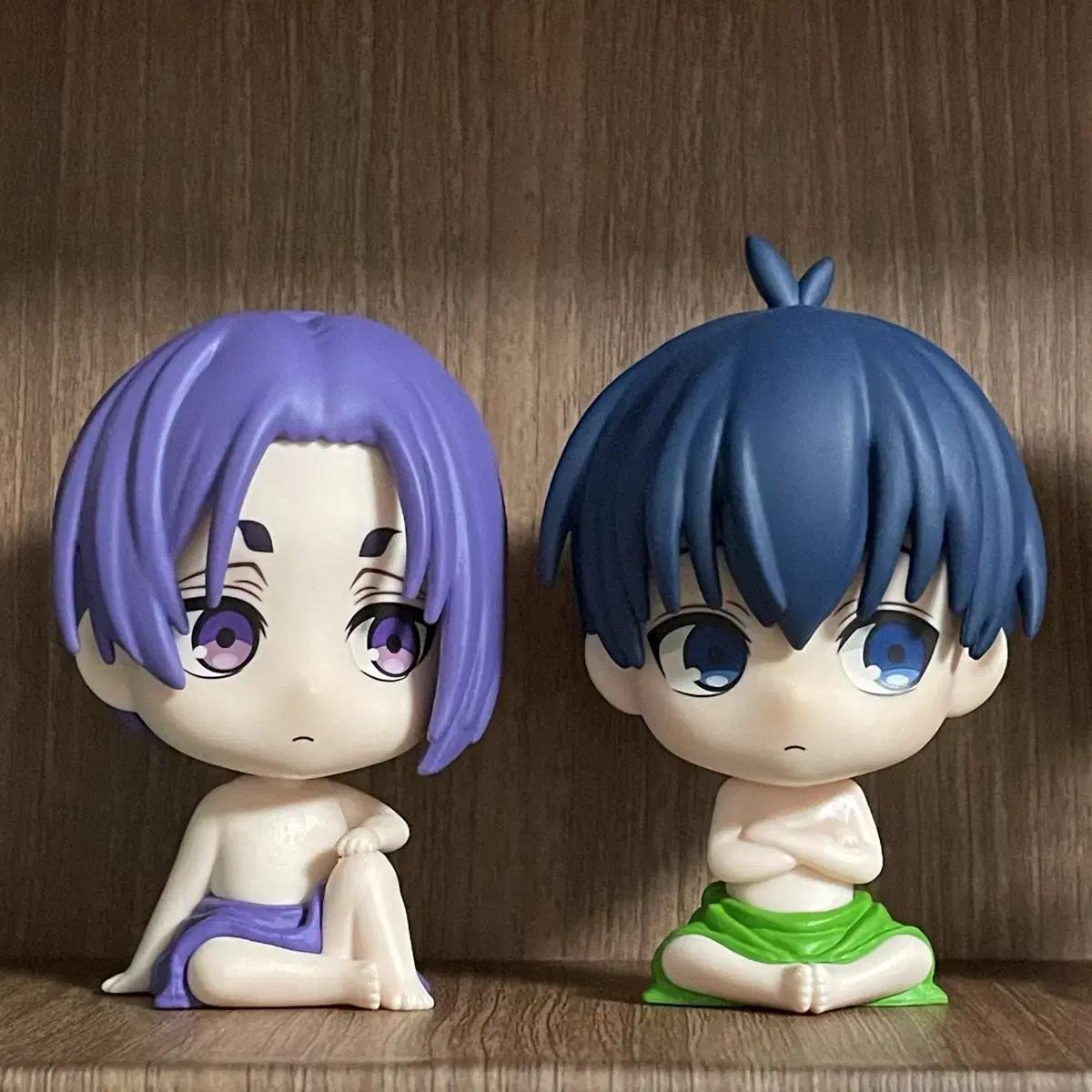 

Blue Rock Totonotta Bathhouse Figure Leo, Moving Batch