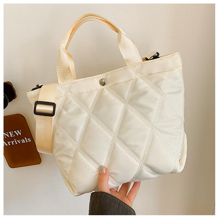 Autumn/Winter 2023 Women's Argyle Down Tote Bag - Large Capacity for Commuting, Shopping & College Students