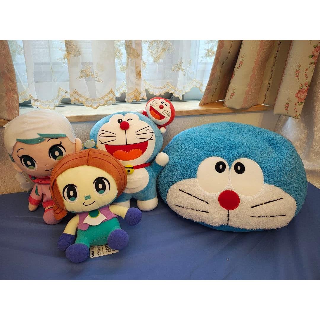 [New with tags] 3 Doraemon big stuffed animals and big cushion