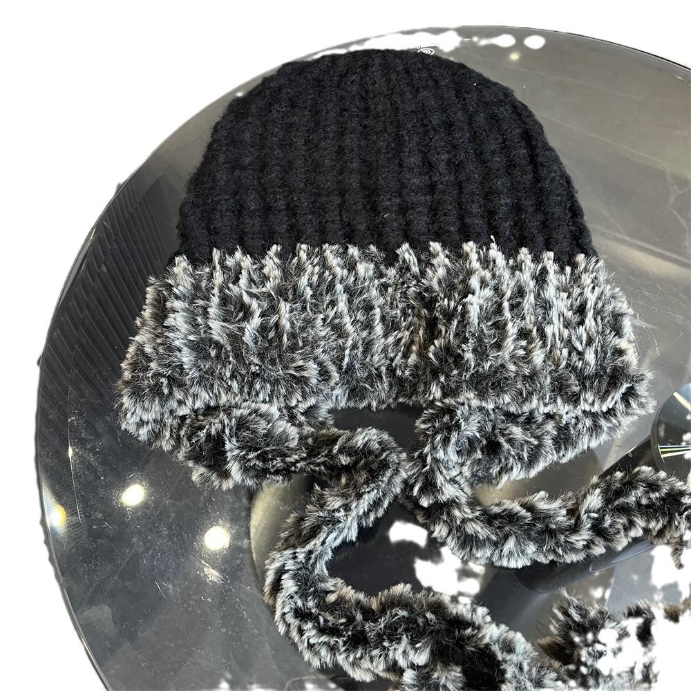 Cute Strap Fleece Knitted Pullover Hat Children Autumn and Winter Warm Ear Protection Wool Hat Shows Small Face