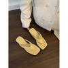 Thick-soled sandals wear French evening wind pinch slippers women's 2025 summer new beach shoes flip-flops high heels