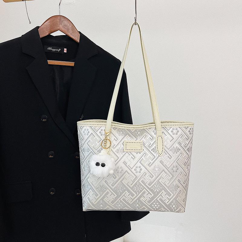 

Zhuang Brocade Women s Large Capacity Ethnic Style Shoulder Tote - DIY Handmade Material Kit With Pendant