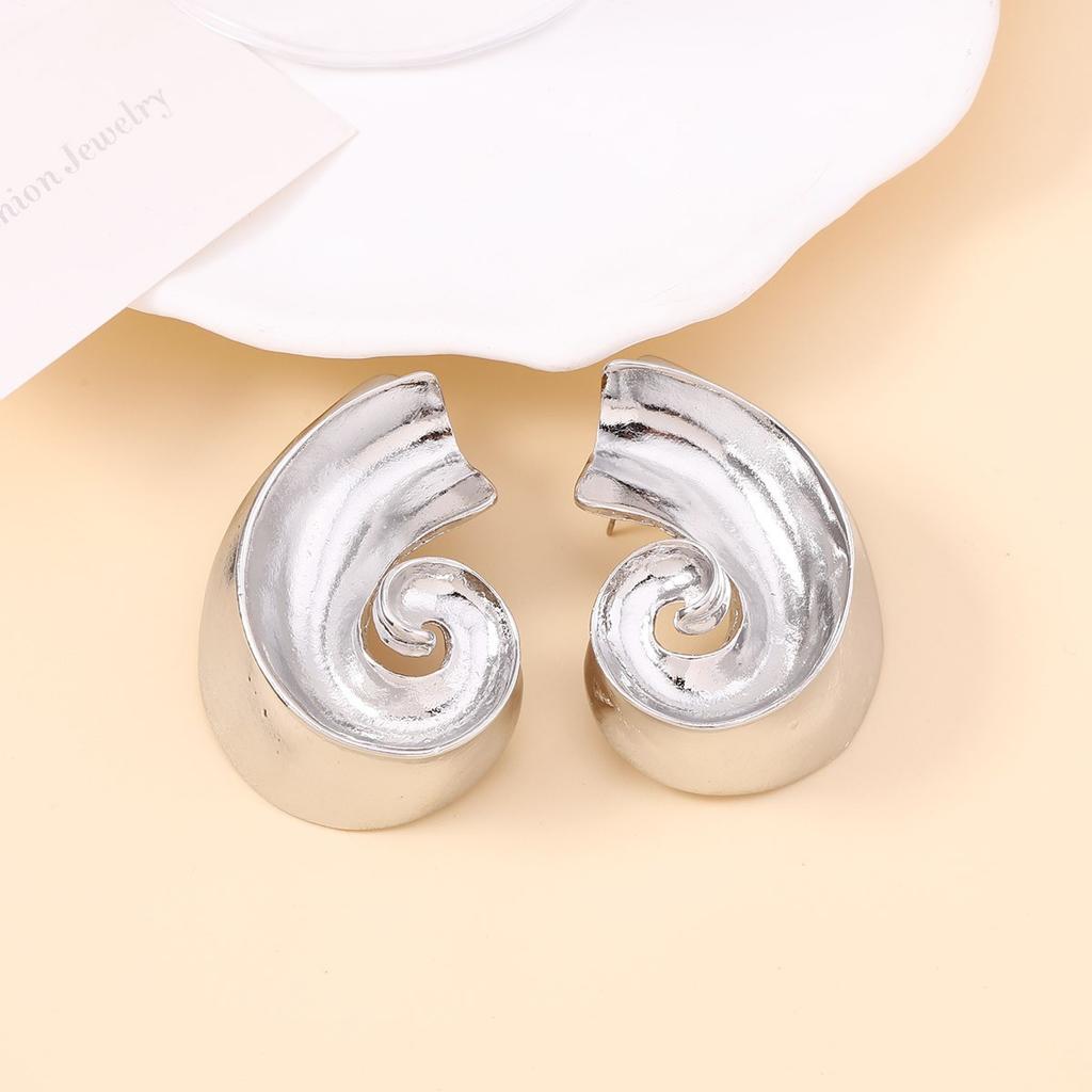 Vintage Vintage Medieval Beach Imitation Pearl A variety of unique conch shapes, beach vacation style stud earrings