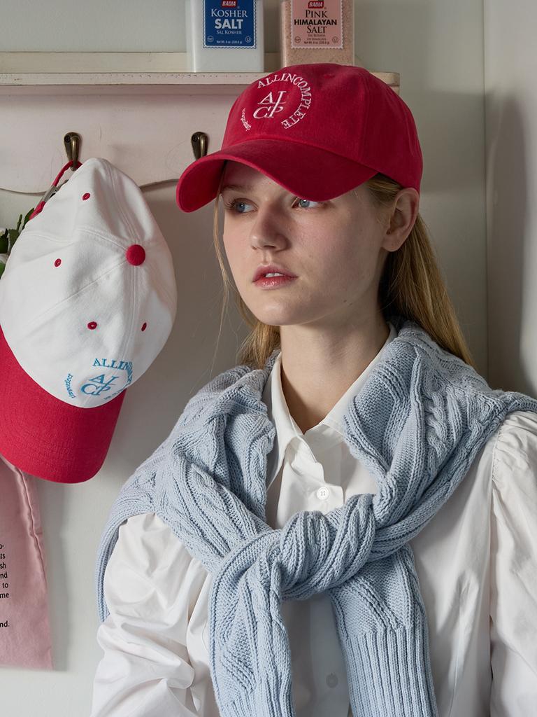 Olinkeompeulliteu Round Logo Ball Cap (Strawberry)