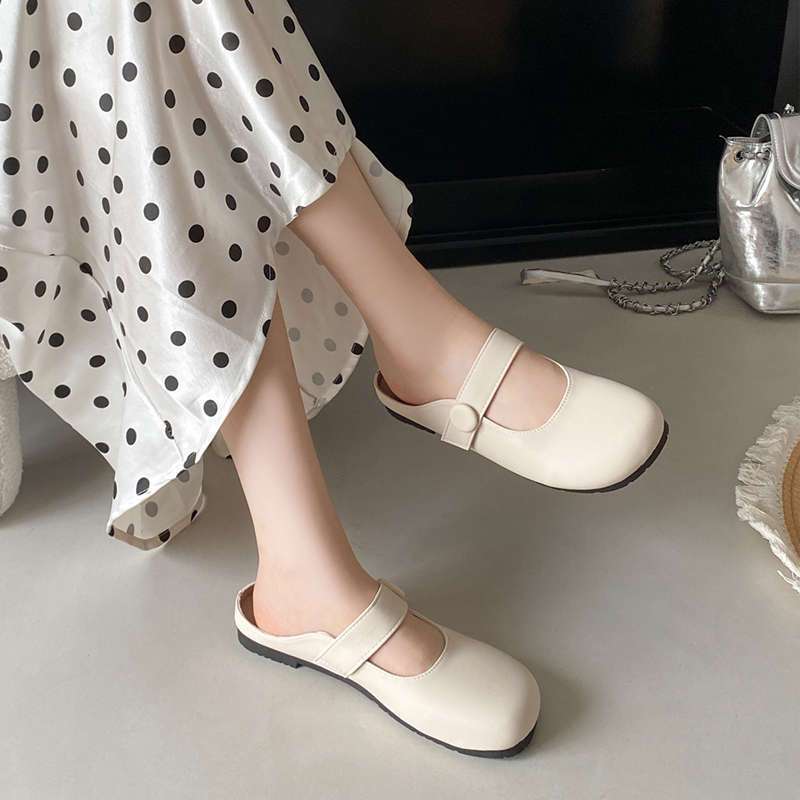 Fashion versatile super fire soft bottom cool slippers women's summer 2025 new niche flat bottom bag head half drag women's outer wear