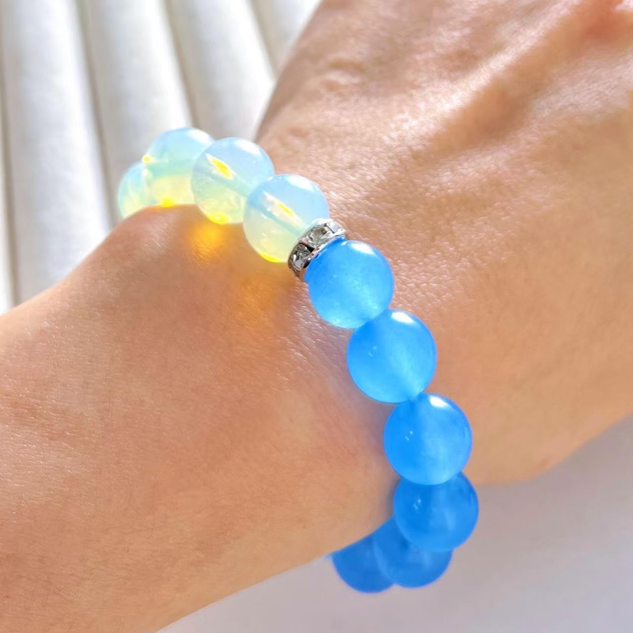 

Design Retro Aquamarine Quartz Rock Artificial Moonstone Bracelet Bracelet