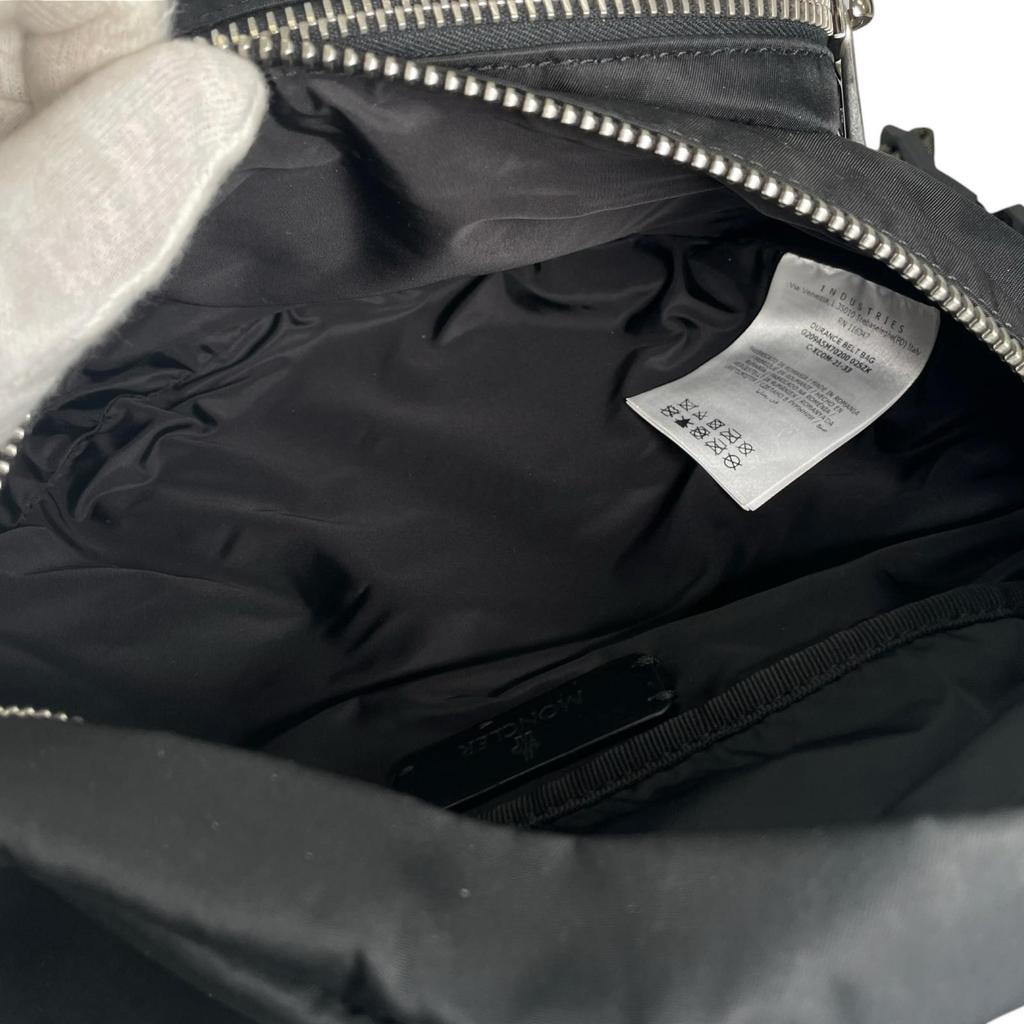 MONCLER G209A5M70200 02SZK body bag black mens used