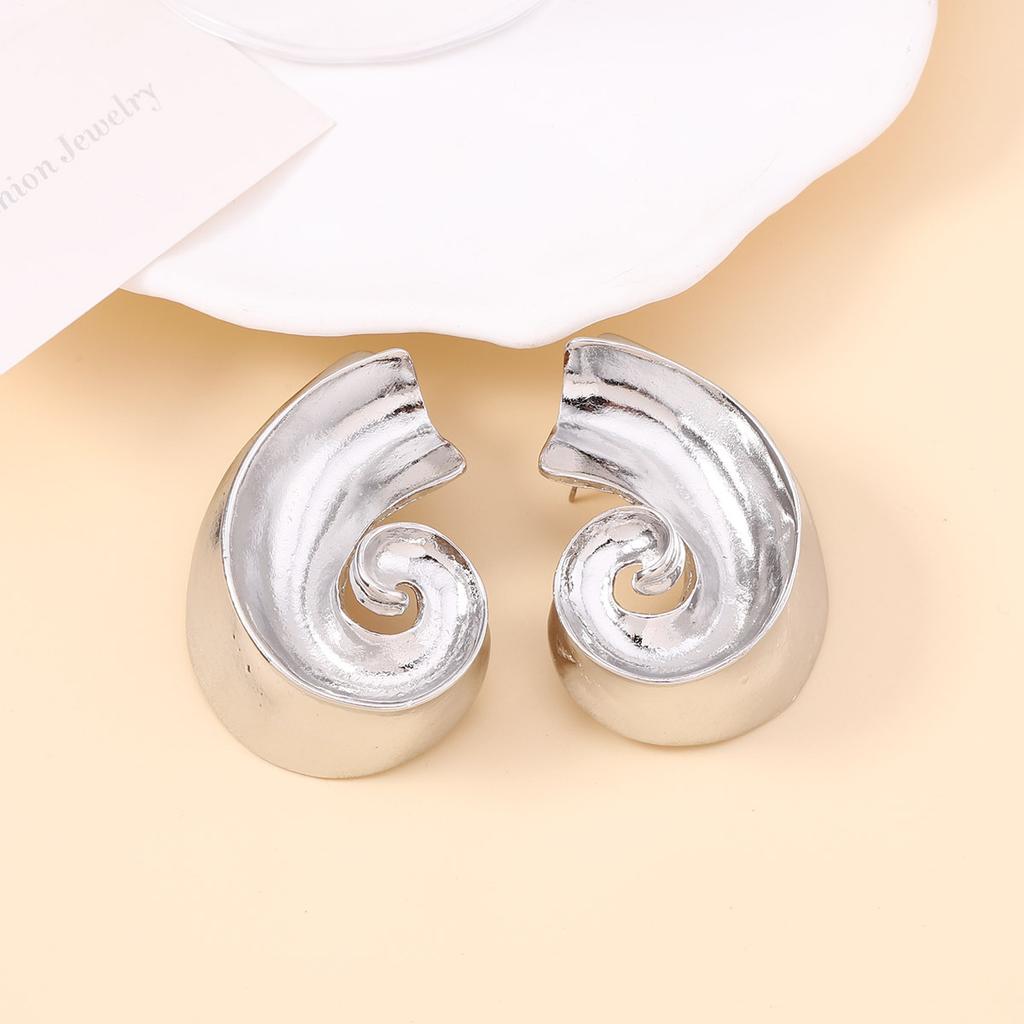 New Vintage medieval retro concave-convex spiral semi-round metal earrings, irregular heavy metal stud earrings