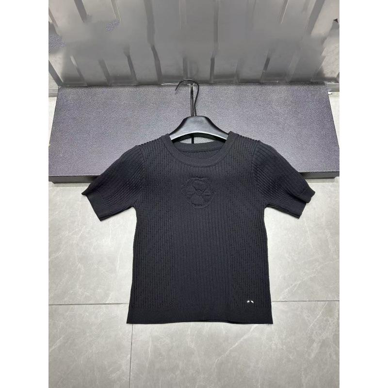 Xiangjia Embossed Floral Knit Round Neck Short Sleeve Casual Top - European Style Spring Arrival