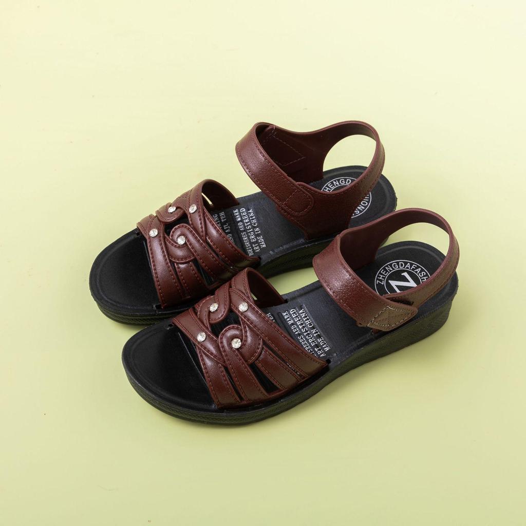 Summer Wear-Resistant Women’s Sandals for Middle-Aged and Elderly — Outdoor Plastic Mother Sandals