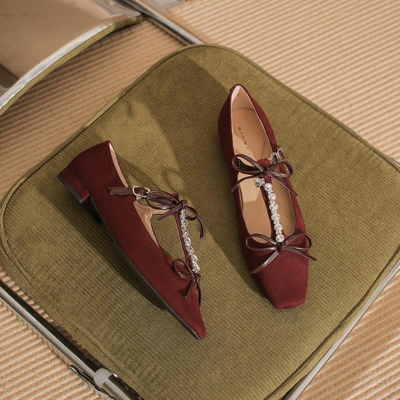 

22305 flat shoes women s thick heel 2025 new square head rhinestone word with Mary Jane bow single shoes 39