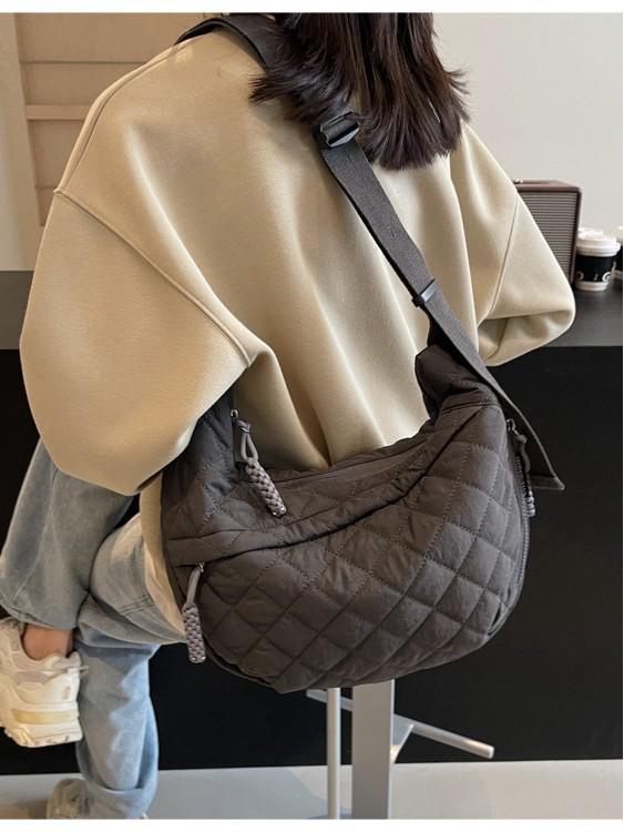 2025 Hot Style Argyle Crossbody Dumpling Bag for Women - Trendy Autumn/Winter Design