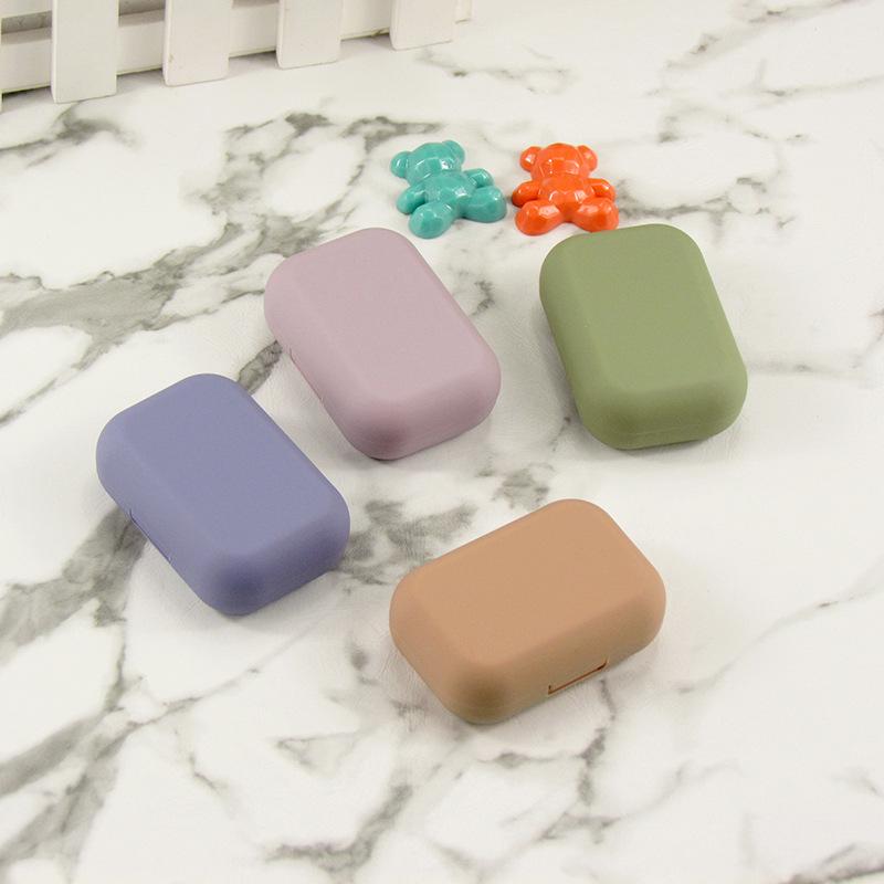 Glossy Frosted Contact Lens Case: Minimalist, Stylish, and Comfortable