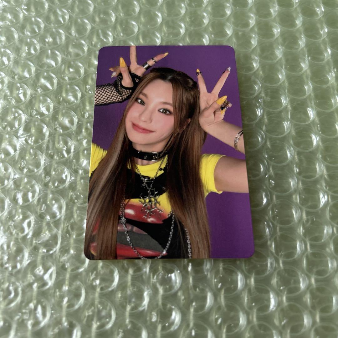 

[USED] ITZY Yeji Trading Cards Lucky Drop Rakuten RINGO
