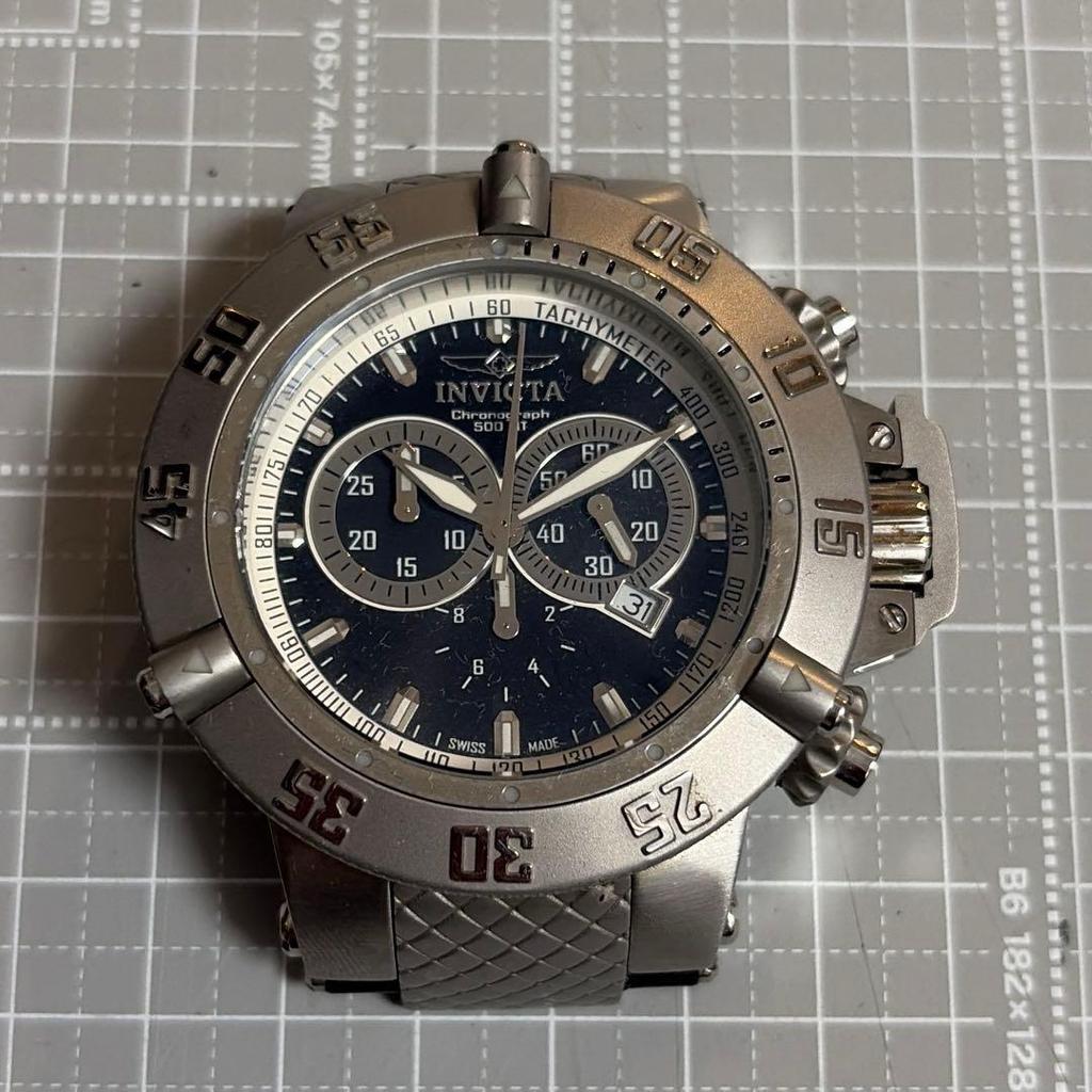 Used invicta invicta men's chronograph quartz no battery belt
