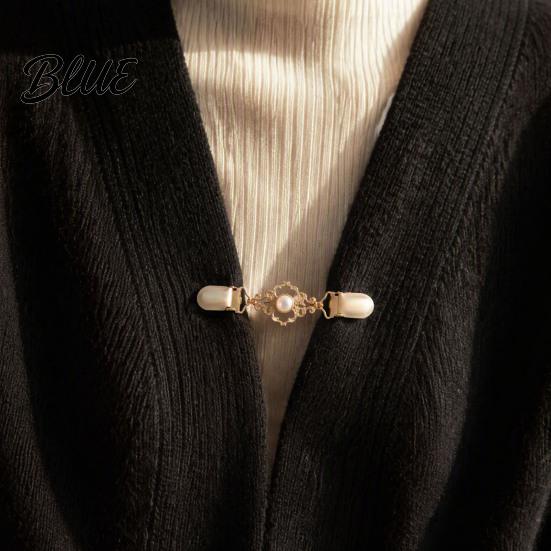 Dress Embellishment Clips Vintage Faux Pearl Sweater Clip Hold Cardigan Together Cincher Clip Clothing Decorative Buckle for Shawl Cloak,