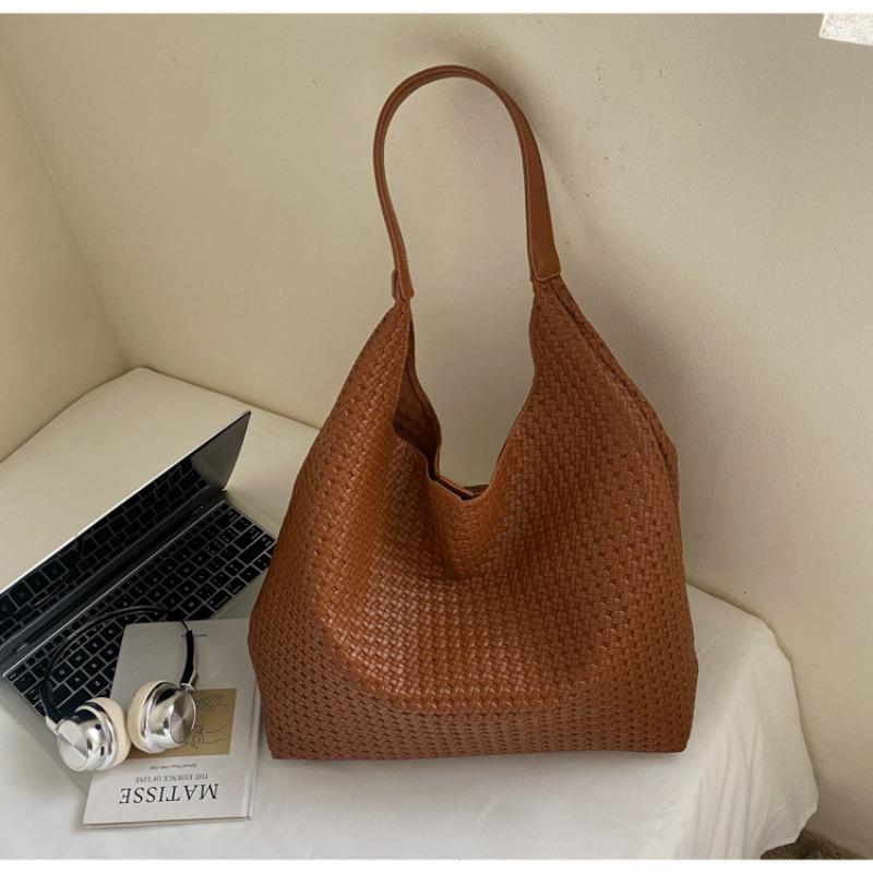 Große gewebte Tasche Damen Sommer neue lässige Schulter-Unterarmtasche Textur Pendler Tragetasche