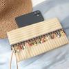 Neue Frühling Sommer Trendy Handtasche Mode Frauen Tasche Solide Stroh Casual Kupplung Frau Niedlich Quaste Vintage Strand Kleine Reise Handtasche