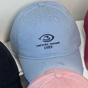 Spring And Summer Letter Embroidered Baseball Cap Female Retro Hat Showing Small Face Soft Top Cap Male