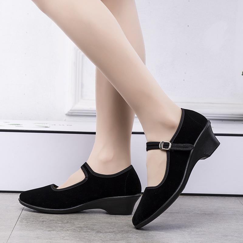 Summer Old Beijing Cloth Shoes Women's Shoes Flat Heel Breathable Soft Sole Work Shoes Black Hotel Shoes Non-slip Dancing Mother Shoes