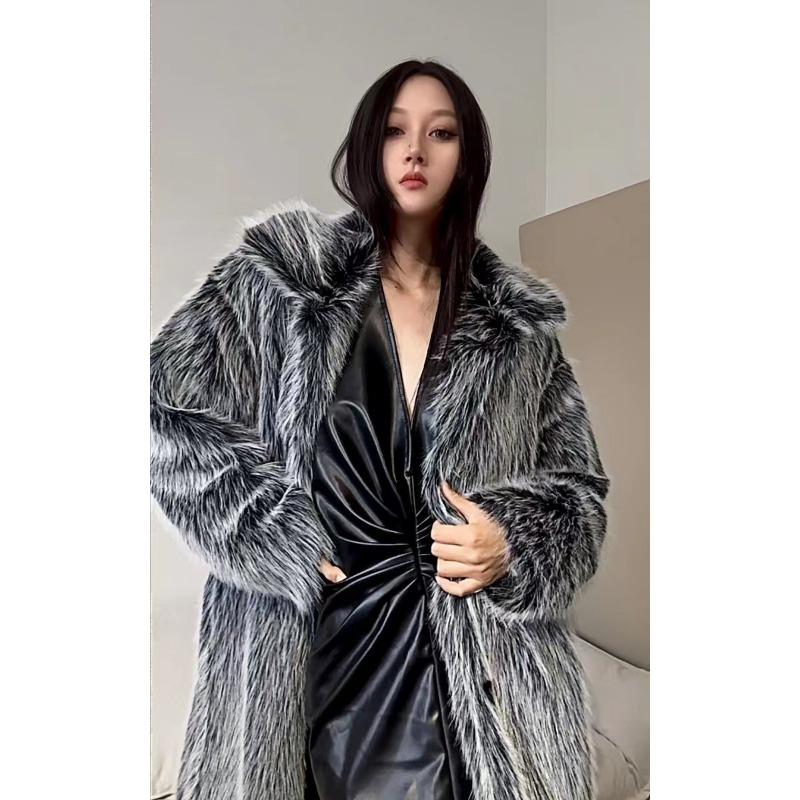 Autumn and Winter New Imitation Fox Hair Toka Imitation Fur Coat Black and White Wool Tip Over the Knee Long Hair Long Coat