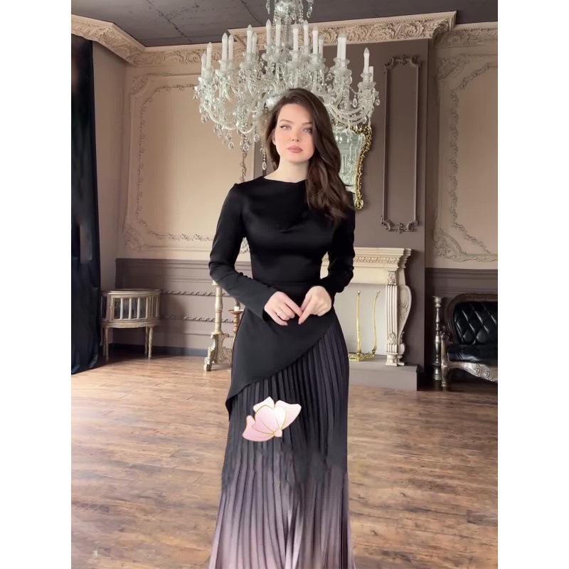 2024 Autumn Gradient Tie-dye Slimming Pleated Long Dress for Women