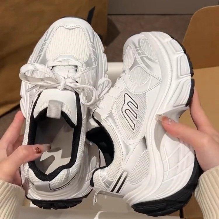 

Женские кроссовки-папы с высокой внешней привлекательностью, ультратолстые, нескользящие, повседневные, женские туфли, 2025, осень, легкие, с мягкой подошвой, спортивная обувь 40 белый