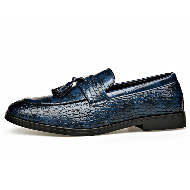 Mode 2025 Neue Business-Formale Lederschuhe für Herren Britischer Stil Mode Herrenkleiderschuhe Einfarbig Große Größe Designerschuhe Mann