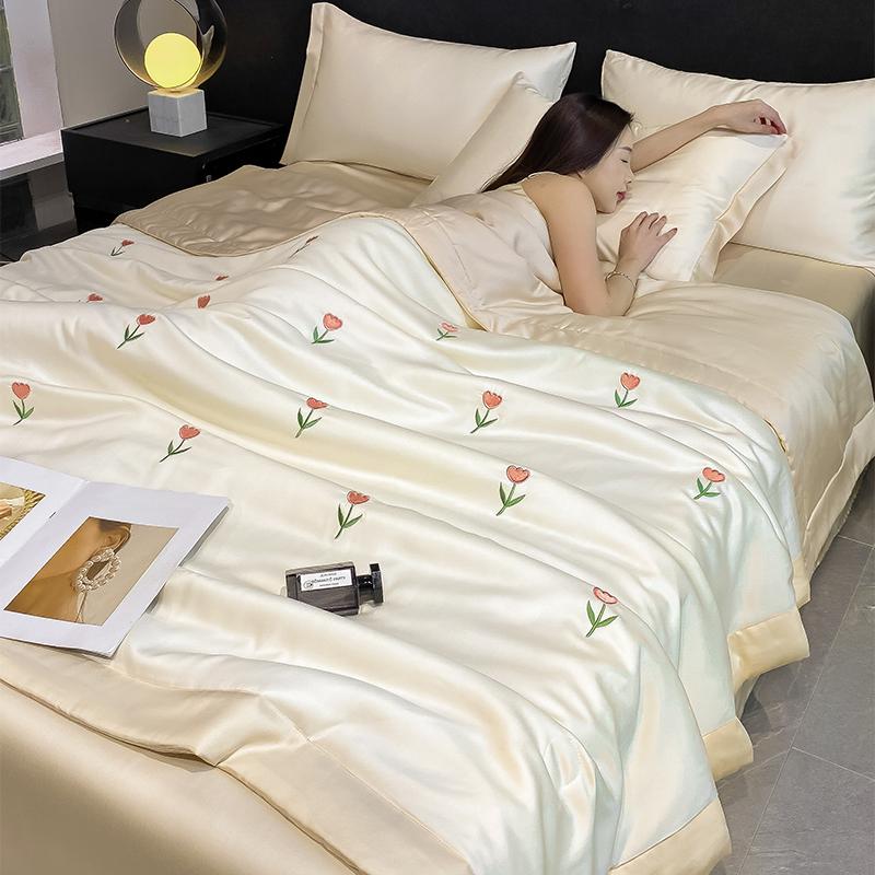 Luxury Embroidered Spring Summer Blanket 4 Pcs Set or 3 Pcs Set or 1 Pcs High-end Breathable Ice Silk Comforter Summer Quilt