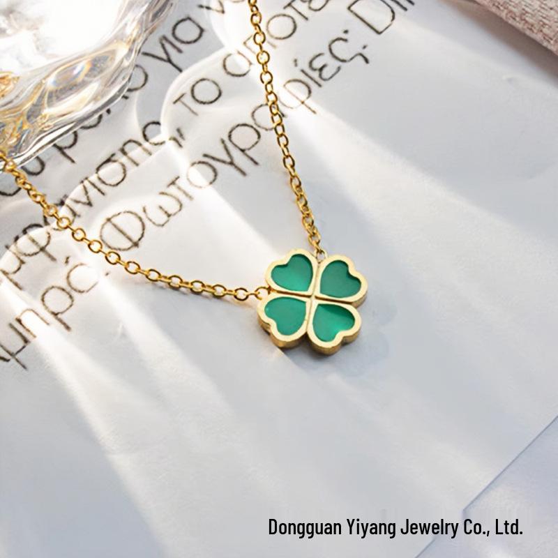 

Двустороннее ожерелье-подвеска «Четырехлистный клевер», титановая сталь с 18-каратным капельным маслом, модный дизайн «Сердце» с сохранением цвета. 18K