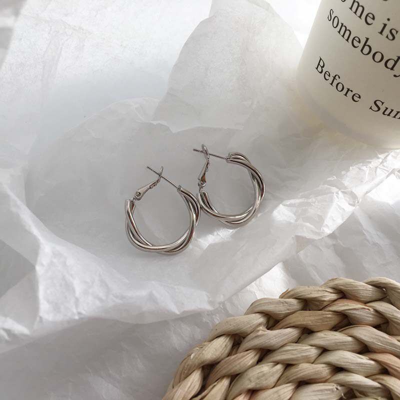 Fashion Multilayer Ring C- Shaped Stud Earrings for Women Minimalist Minority Design Earrings Fashionable Earrings Accessible Luxury Fancy