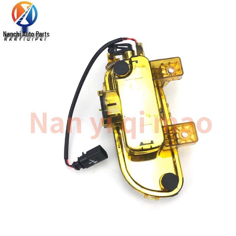 Fog Light Headlight for Mercedes-Benz AXOR Truck Fire Truck (Part Numbers: A9408200156, 9408200056)