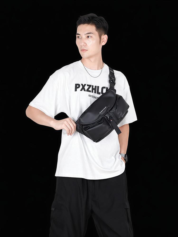 Unisex Large Capacity Oxford Cloth Crossbody Travel and Commuter Bag