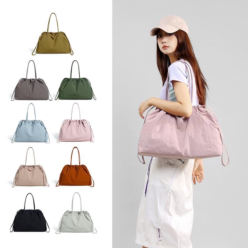 Large Capacity Drawstring Shoulder Bag Sport Lightweight Tote Bag Commuter Travel Storage Bag