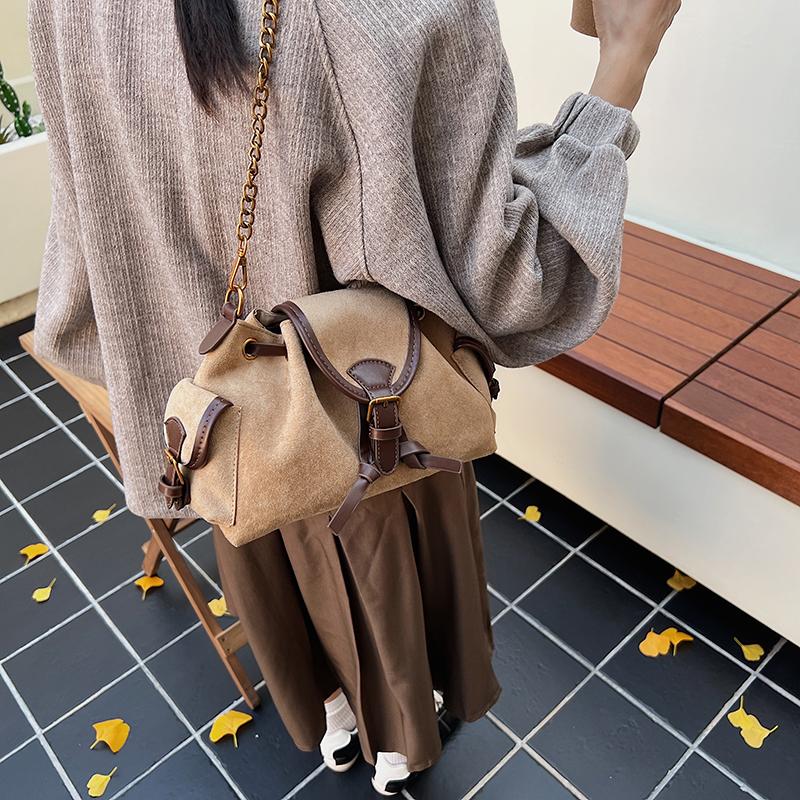 Herbst- und Winter-Bucket-Bag Retro High-End Tragbare Damenhandtasche Große Kapazität Schulter-Umhängetasche