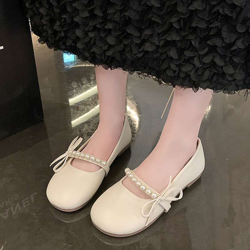 French Xiaoxiangfeng spring women's single shoes, shallow bows, and a pedal? Strive to match the skirt with a flat bottom, retro ladyshoes.