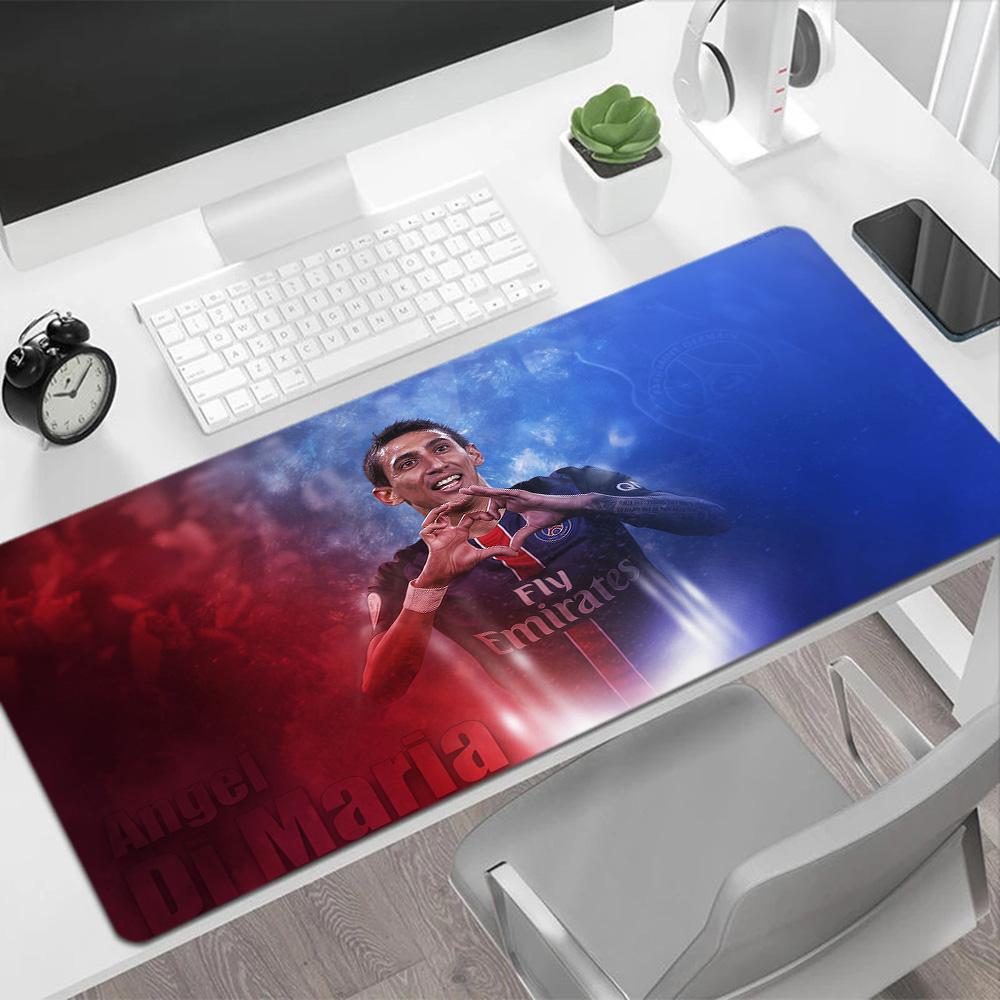Dynamic Soccer Player Action Gaming Mouse Pad Desk Mat Computer Desk Keyboard Mat Non-Slip Rubber Bottom Office and Gaming Desk Decoration